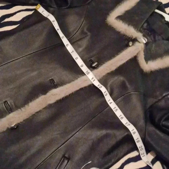 🐾leather jacket with natural fur and cute sleeves - Picture 12 of 16